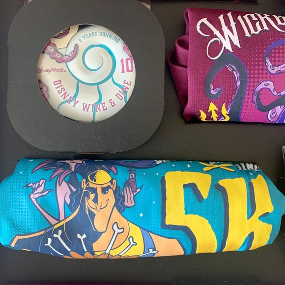 runDisney 2020 Virtual Wine &‎ Dine Half Marathon Weekend Box 4 Medals 4 Shirts - Picture 7 of 16